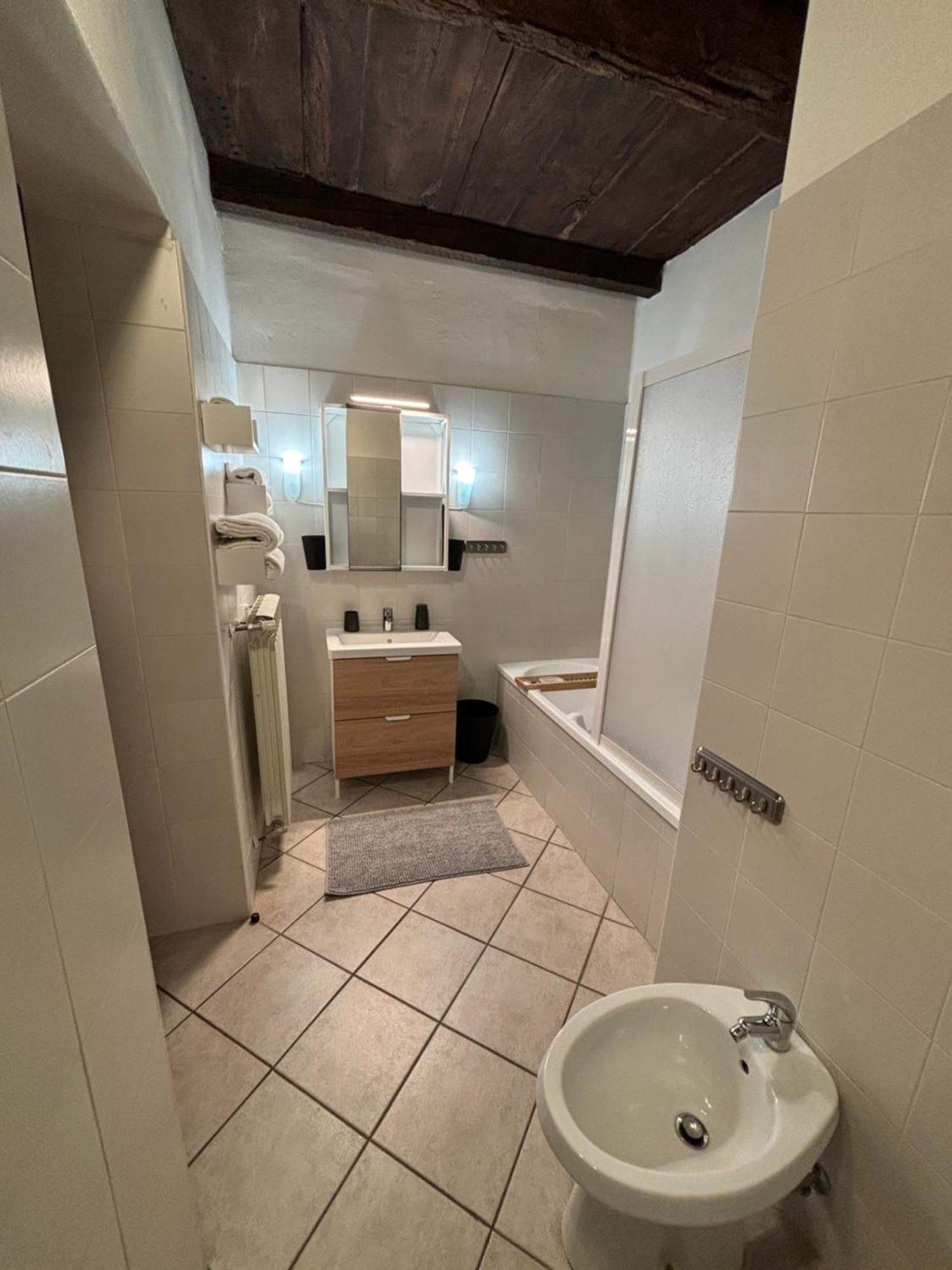 -Ortaflats- Appartamento L'Isola Orta San Giulio Eksteriør billede